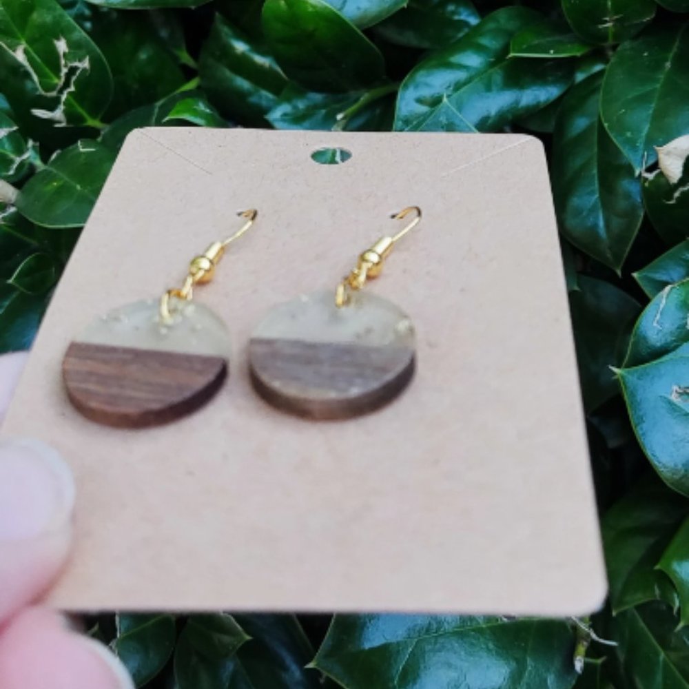Resin and Wood Earrings - Picture 5 of 7